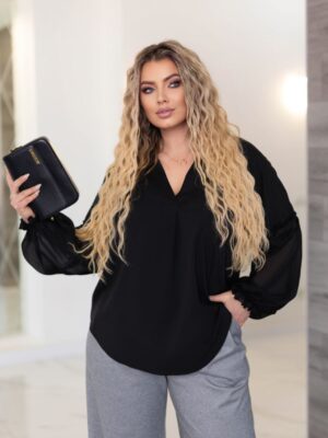 Блузка- вільного крою